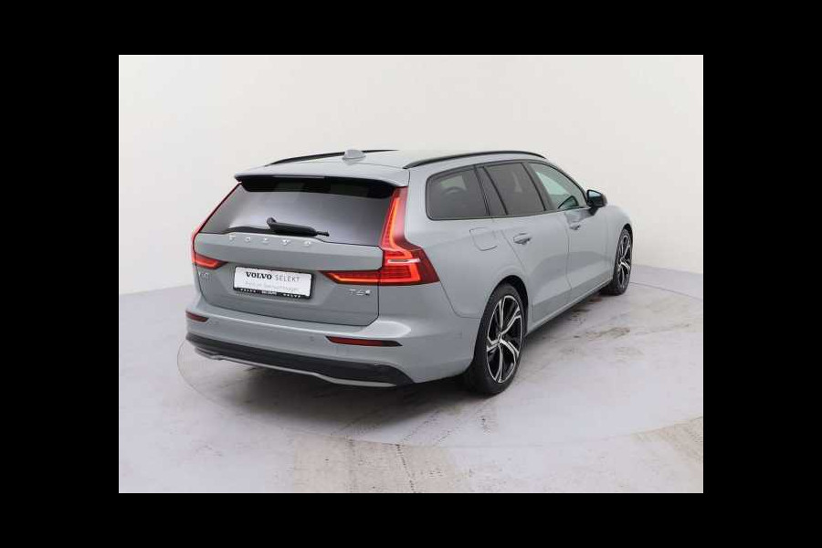 Volvo V60 2.0 T8 Plug-in hybrid AWD Plus Dark ** LEDER, H&K Sound, 360gr, 19-inch LMV, WINTER, MEMORY ** 1e EIG - UNFALLFREI ** ** INFORMEER OOK NAAR ONZE AANTREKKELIJKE FINANCIAL-LEASE TARIEVEN **