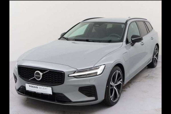 Volvo V60 2.0 T8 Plug-in hybrid AWD Plus Dark ** LEDER, H&K Sound, 360gr, 19-inch LMV, WINTER, MEMORY ** 1e EIG - UNFALLFREI ** ** INFORMEER OOK NAAR ONZE AANTREKKELIJKE FINANCIAL-LEASE TARIEVEN **