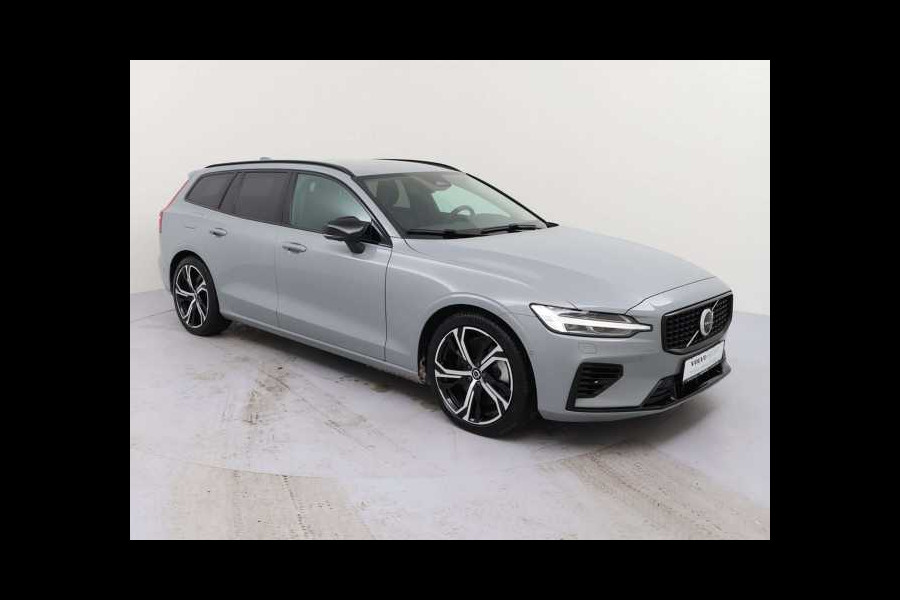 Volvo V60 2.0 T8 Plug-in hybrid AWD Plus Dark ** LEDER, H&K Sound, 360gr, 19-inch LMV, WINTER, MEMORY ** 1e EIG - UNFALLFREI ** ** INFORMEER OOK NAAR ONZE AANTREKKELIJKE FINANCIAL-LEASE TARIEVEN **