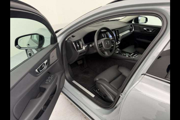 Volvo V60 2.0 T8 Plug-in hybrid AWD Plus Dark ** LEDER, H&K Sound, 360gr, 19-inch LMV, WINTER, MEMORY ** 1e EIG - UNFALLFREI ** ** INFORMEER OOK NAAR ONZE AANTREKKELIJKE FINANCIAL-LEASE TARIEVEN **