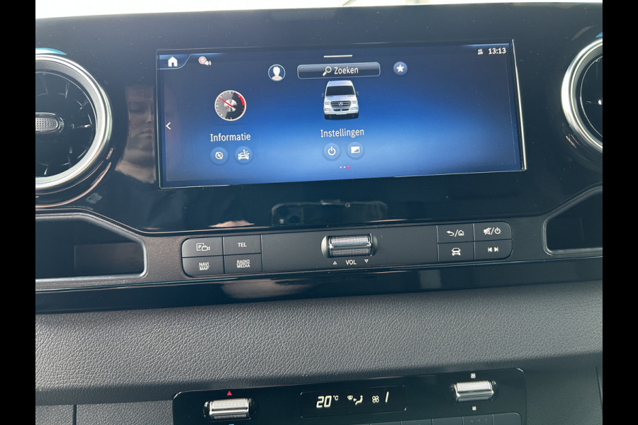 Mercedes-Benz eSprinter 320 L2 H2 Pro 81kWh / Snel laden 115Kw / Trekhaak / MBUX / Navigatie / Camera / Cruise control / Airco / 270 Graden achterdeuren