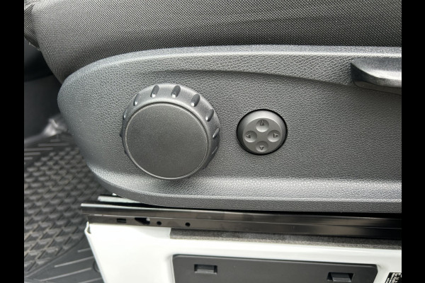 Mercedes-Benz eSprinter 320 L2 H2 Pro 81kWh / Snel laden 115Kw / Trekhaak / MBUX / Navigatie / Camera / Cruise control / Airco / 270 Graden achterdeuren