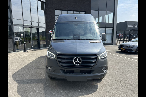 Mercedes-Benz Sprinter 317 CDI L2 H2 Pro LED / MBUX / Navigatie / Camera / Parkeersensoren / Cruise control / Airco / 270 Graden achterdeuren
