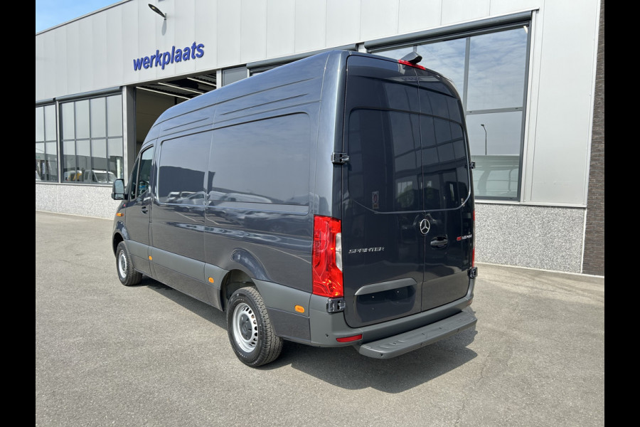 Mercedes-Benz Sprinter 317 CDI L2 H2 Pro LED / MBUX / Navigatie / Camera / Parkeersensoren / Cruise control / Airco / 270 Graden achterdeuren