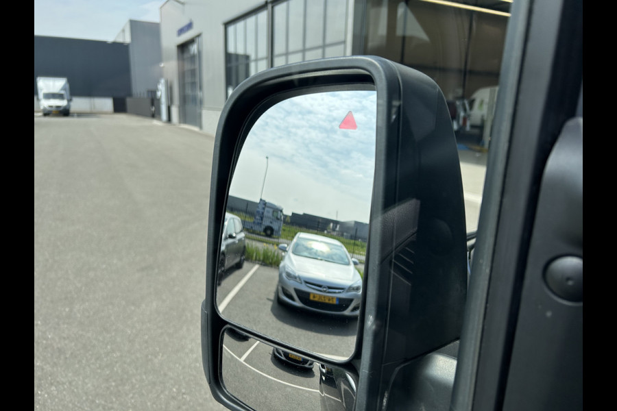 Mercedes-Benz Sprinter 317 CDI L2 H2 Pro LED / MBUX / Navigatie / Camera / Parkeersensoren / Cruise control / Airco / 270 Graden achterdeuren