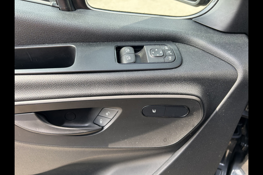 Mercedes-Benz Sprinter 317 CDI L2 H2 Pro LED / MBUX / Navigatie / Camera / Parkeersensoren / Cruise control / Airco / 270 Graden achterdeuren