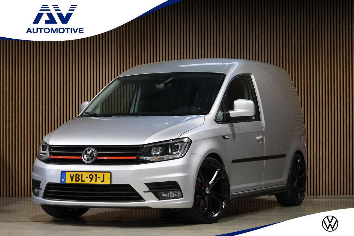 Volkswagen Caddy 2.0 TDI 185 PK DSG R-Line | Camera | CarPlay | Alarm | ACC | Lane Assist | Trekhaak | Navigatie | PDC | DAB | Nieuwe APK | NAP Logisch