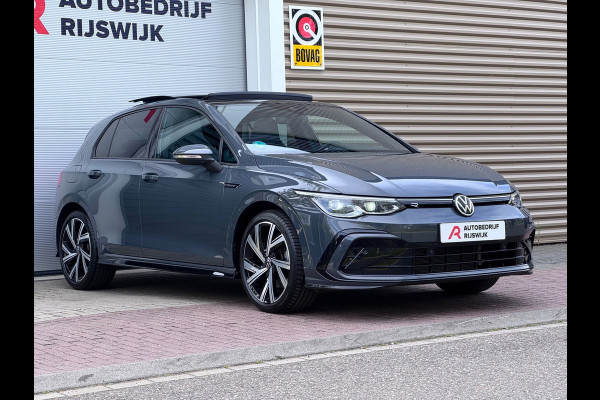 Volkswagen Golf 1.5 eTSI R-Line Pano/H&K/Matrix/Trekhaak