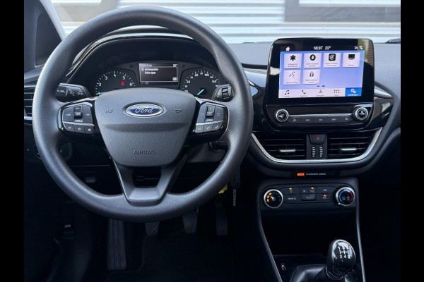 Ford Fiesta 1.1 Trend Navi|Trekhaak|Carplay|Cruise|Clima|N.A.P|APK tot 07-2027
