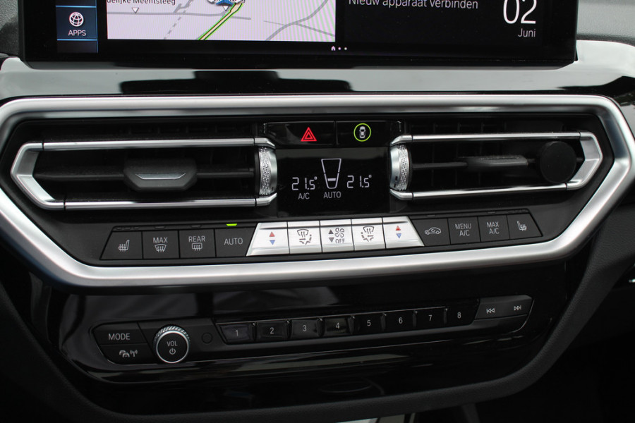 BMW iX3 High Executive 80 kWh / Trekhaak / Panoramadak / 360Camera / Head-up / Laser LED / Harman Kardon / ACC / Keyless / Dodehoek / DAB