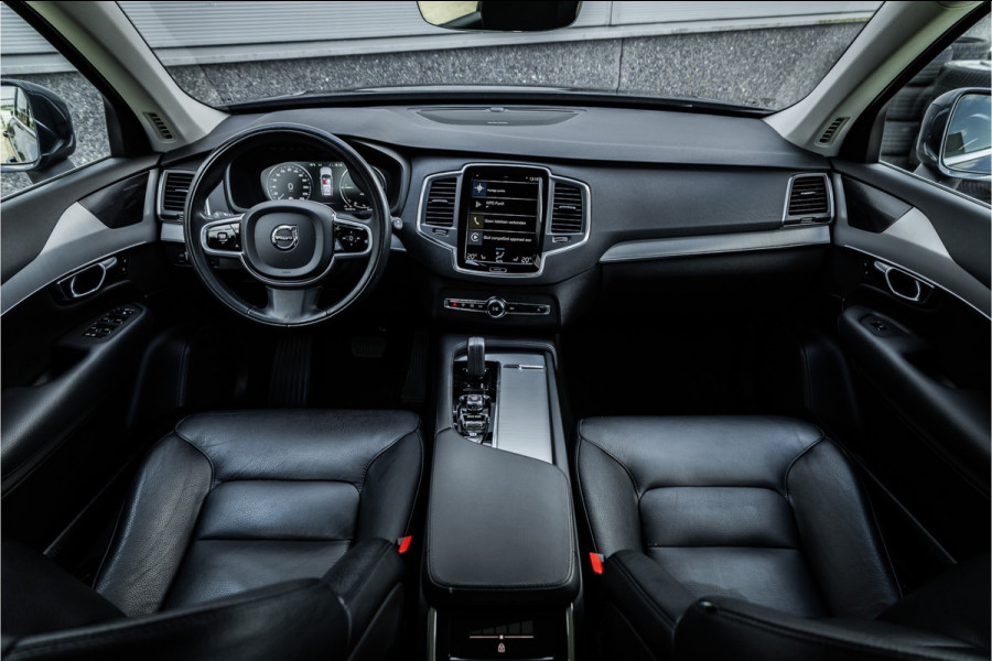 Volvo XC90 2.0 T8 Recharge AWD 7 pers / Trekhaak / Harman Kardon / Leder / Adaptieve Cruise / 360 camera /