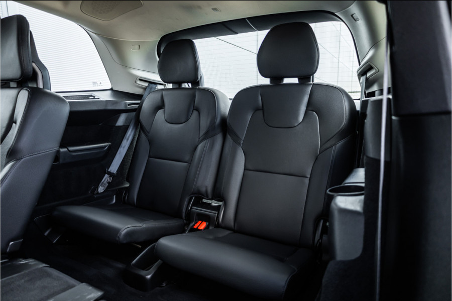 Volvo XC90 2.0 T8 Recharge AWD 7 pers / Trekhaak / Harman Kardon / Leder / Adaptieve Cruise / 360 camera /