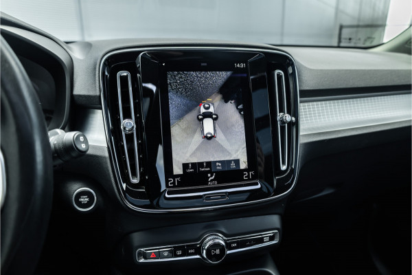 Volvo XC40 1.5 T4 Recharge Inscription Expression Trekhaak / Pano / Harman Kardon / Sportstoel