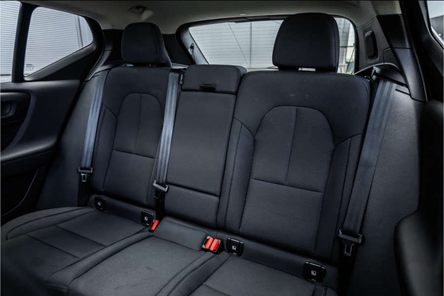 Volvo XC40 1.5 T4 Recharge Inscription Expression Trekhaak / Pano / Harman Kardon / Sportstoel