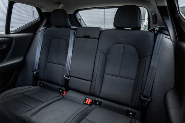 Volvo XC40 1.5 T4 Recharge Inscription Expression Trekhaak / Pano / Harman Kardon / Sportstoel