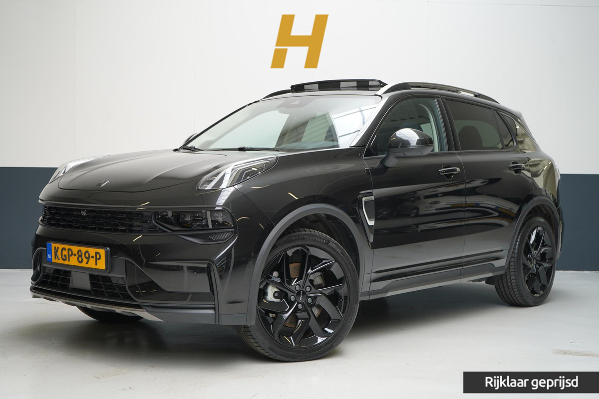 Lynk & Co 01 1.5 | Zwart optiek | Panoramadak | Navigatie | Memory | Apple CarPlay