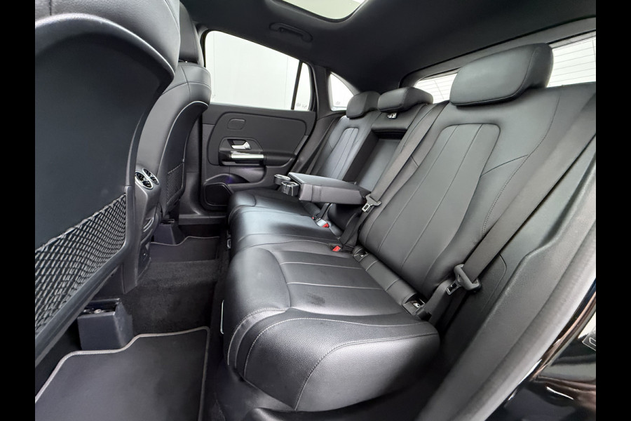 Mercedes-Benz GLA 250e Luxury // SoH 98% // Panoramadak // Memory // MultiBeam LED // Carplay // Keyless // Augmented Reality Sfeerverlichting
