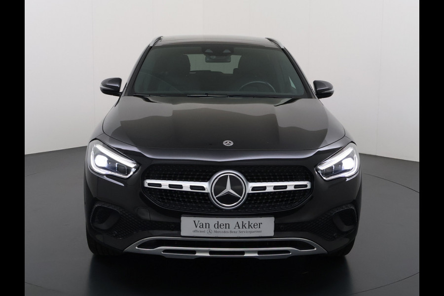 Mercedes-Benz GLA 250e Luxury // SoH 98% // Panoramadak // Memory // MultiBeam LED // Carplay // Keyless // Augmented Reality Sfeerverlichting