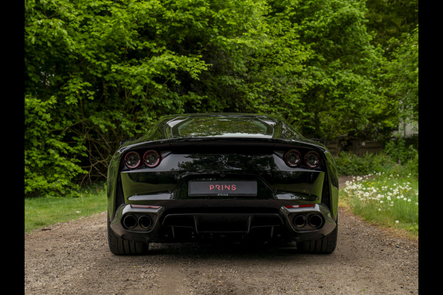 Ferrari 812 Superfast | Atelier Car | Full alcantara & carbon!