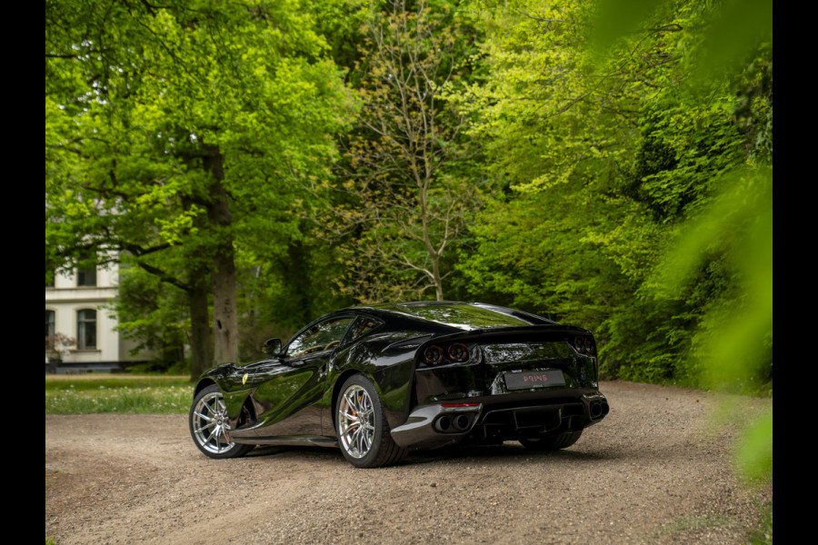 Ferrari 812 Superfast | Atelier Car | Full alcantara & carbon!