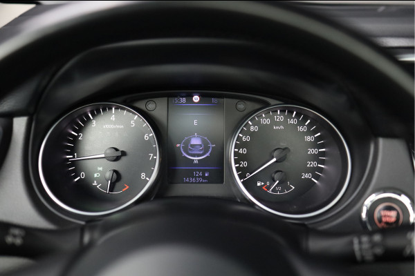 Nissan QASHQAI 1.3 DIG-T N-Motion | PANORAMADAK | TREKHAAK | LED | 360 CAMERA | 140PK | LMV |