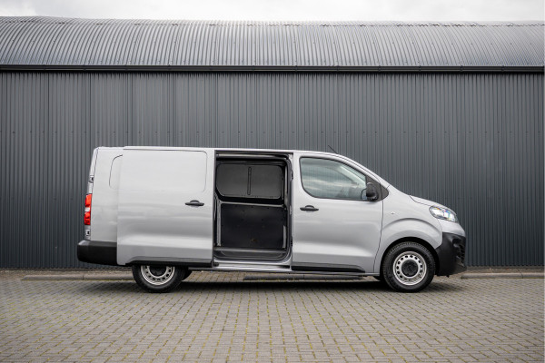 Opel Vivaro 2.0 | 145 PK | L3H1 | Camera | Carplay | Cruise | Airco | Parkeersensoren | 3-Zits