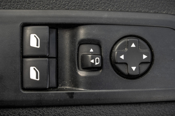 Opel Vivaro 2.0 | 145 PK | L3H1 | Camera | Carplay | Cruise | Airco | Parkeersensoren | 3-Zits