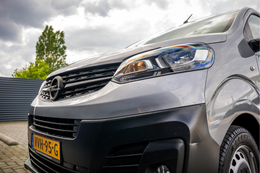 Opel Vivaro 2.0 | 145 PK | L3H1 | Camera | Carplay | Cruise | Airco | Parkeersensoren | 3-Zits