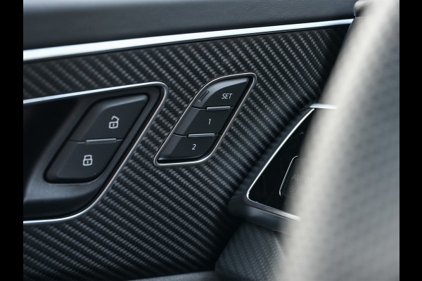 Audi Q8 60 TFSI e quattro Pro Line S Competition | Audi exclusive | 5 jaar garantie | Panoramadak | massage stoelen | 4 wiel besturing | Soft-close | Elektr. Trekhaak | Achteras besturing | Oled achterlichten