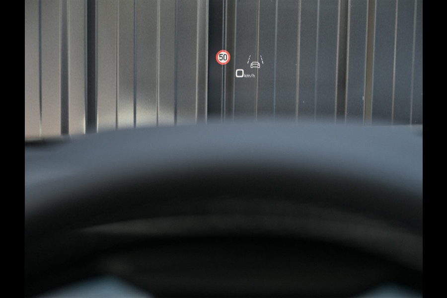 Audi Q8 60 TFSI e quattro Pro Line S Competition | Audi exclusive | 5 jaar garantie | Panoramadak | massage stoelen | 4 wiel besturing | Soft-close | Elektr. Trekhaak | Achteras besturing | Oled achterlichten