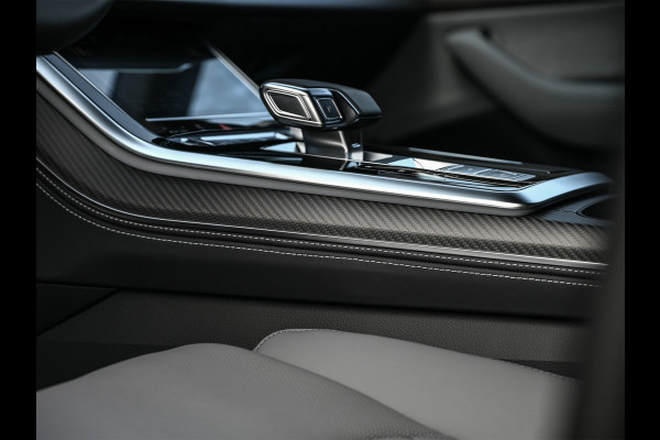 Audi Q8 60 TFSI e quattro Pro Line S Competition | Audi exclusive | 5 jaar garantie | Panoramadak | massage stoelen | 4 wiel besturing | Soft-close | Elektr. Trekhaak | Achteras besturing | Oled achterlichten