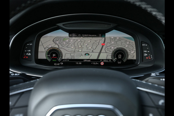 Audi Q8 60 TFSI e quattro Pro Line S Competition | Audi exclusive | 5 jaar garantie | Panoramadak | massage stoelen | 4 wiel besturing | Soft-close | Elektr. Trekhaak | Achteras besturing | Oled achterlichten