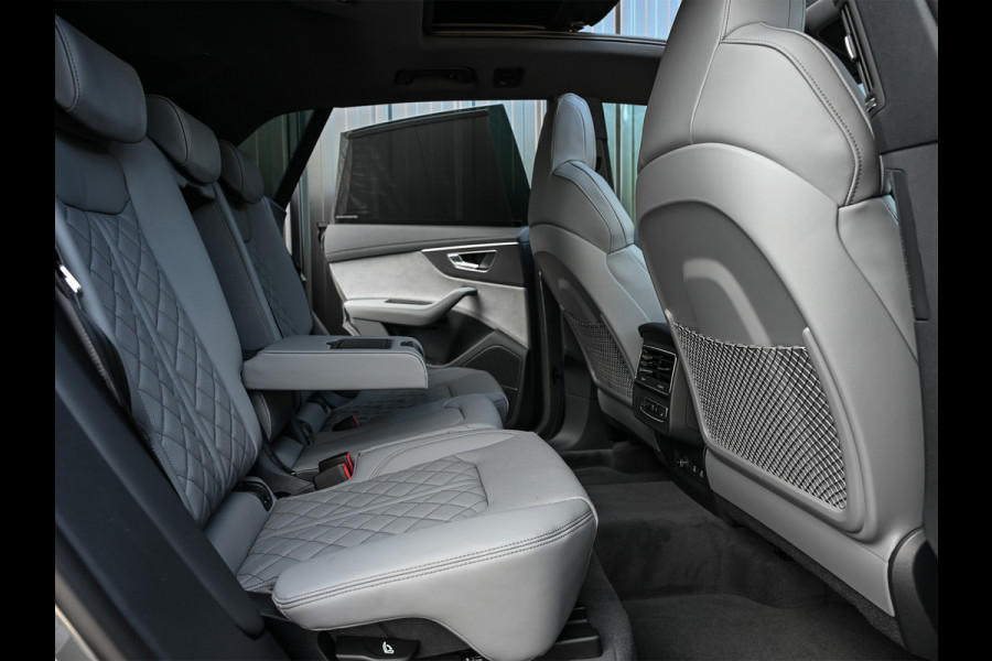 Audi Q8 60 TFSI e quattro Pro Line S Competition | Audi exclusive | 5 jaar garantie | Panoramadak | massage stoelen | 4 wiel besturing | Soft-close | Elektr. Trekhaak | Achteras besturing | Oled achterlichten