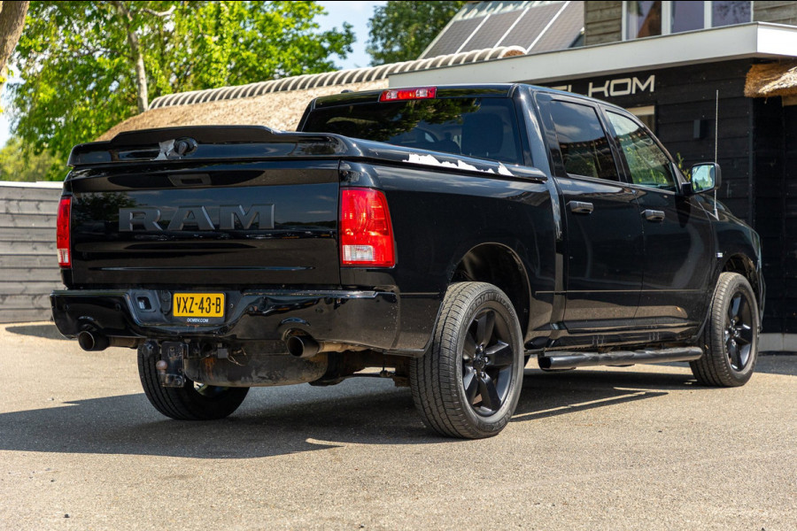 Dodge Ram 1500 5.7 V8 4x4 Crew Cab Big Horn Trekhaak I LPG I Sidebars I CarPlay I BTW I NAP