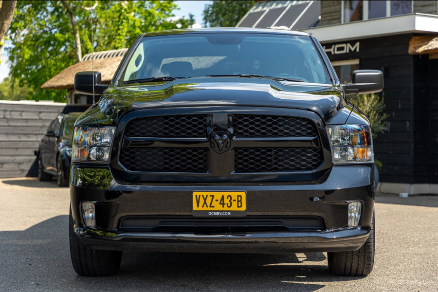 Dodge Ram 1500 5.7 V8 4x4 Crew Cab Big Horn Trekhaak I LPG I Sidebars I CarPlay I BTW I NAP