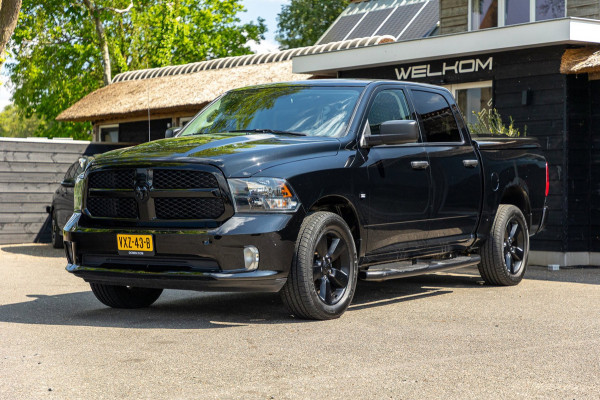 Dodge Ram 1500 5.7 V8 4x4 Crew Cab Big Horn Trekhaak I LPG I Sidebars I CarPlay I BTW I NAP