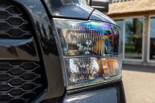 Dodge Ram 1500 5.7 V8 4x4 Crew Cab Big Horn Trekhaak I LPG I Sidebars I CarPlay I BTW I NAP
