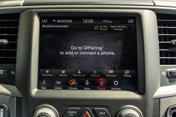 Dodge Ram 1500 5.7 V8 4x4 Crew Cab Big Horn Trekhaak I LPG I Sidebars I CarPlay I BTW I NAP