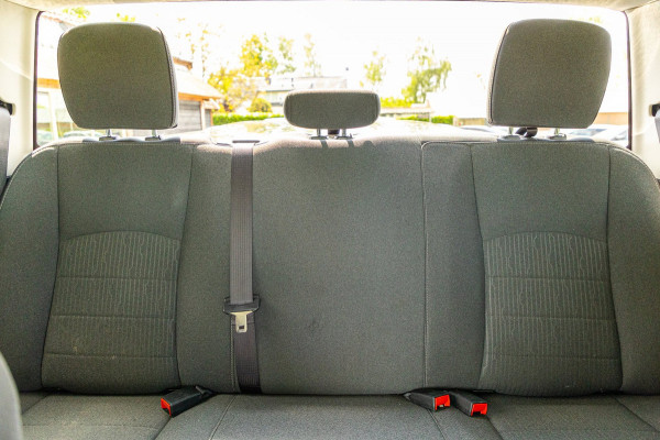 Dodge Ram 1500 5.7 V8 4x4 Crew Cab Big Horn Trekhaak I LPG I Sidebars I CarPlay I BTW I NAP