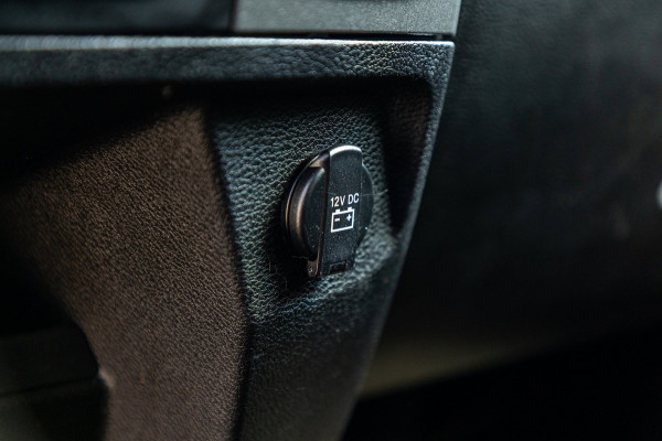 Dodge Ram 1500 5.7 V8 4x4 Crew Cab Big Horn Trekhaak I LPG I Sidebars I CarPlay I BTW I NAP