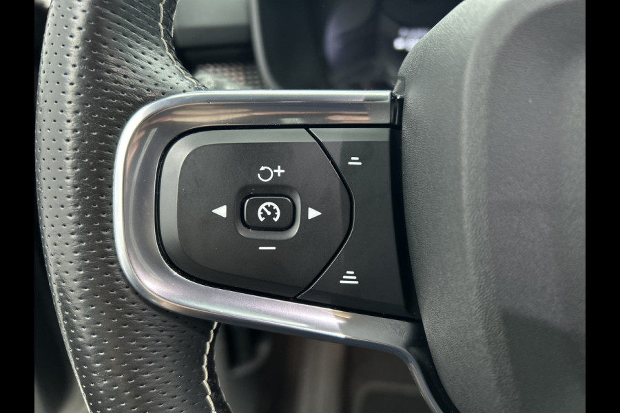 Volvo XC40 Recharge 78kWh R-Design SOH 91% / Pdc.+Camera / 1/2 Leder / Stoel-Stuurverwarming / Navigatie / Apk 05-2027