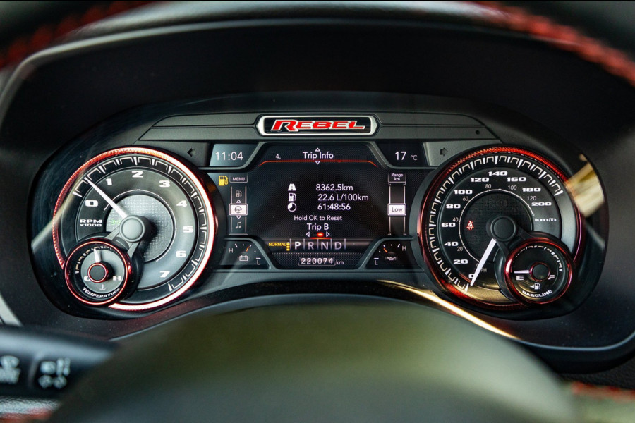 Dodge Ram 1500 5.7 V8 4x4 Crew Cab Rebel Panoramadak I Leder zwart rood I Camera I Nieuwe banden I LPG I Luchtvering I Trekhaak