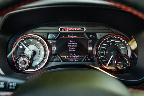 Dodge Ram 1500 5.7 V8 4x4 Crew Cab Rebel Panoramadak I Leder zwart rood I Camera I Nieuwe banden I LPG I Luchtvering I Trekhaak