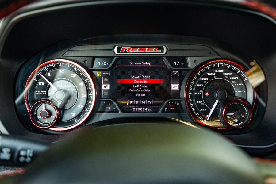 Dodge Ram 1500 5.7 V8 4x4 Crew Cab Rebel Panoramadak I Leder zwart rood I Camera I Nieuwe banden I LPG I Luchtvering I Trekhaak