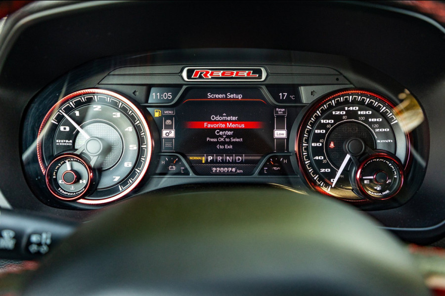 Dodge Ram 1500 5.7 V8 4x4 Crew Cab Rebel Panoramadak I Leder zwart rood I Camera I Nieuwe banden I LPG I Luchtvering I Trekhaak