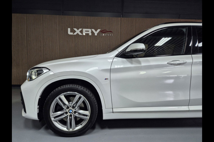 BMW X1 XDrive20i High Executive | Clima | Navi | Pano | Cruise | Camera | Stoelverwarming |
