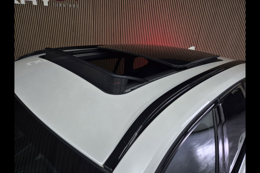BMW X1 XDrive20i High Executive | Clima | Navi | Pano | Cruise | Camera | Stoelverwarming |