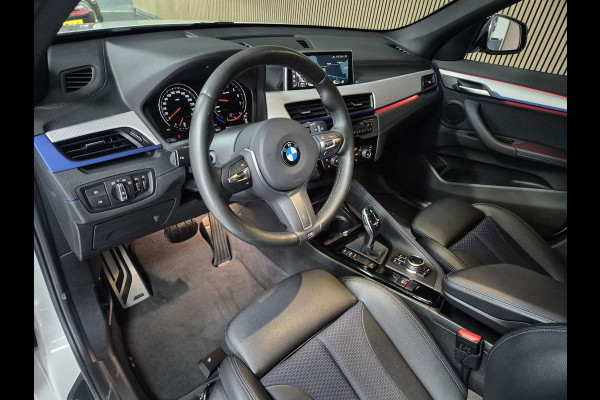 BMW X1 XDrive20i High Executive | Clima | Navi | Pano | Cruise | Camera | Stoelverwarming |