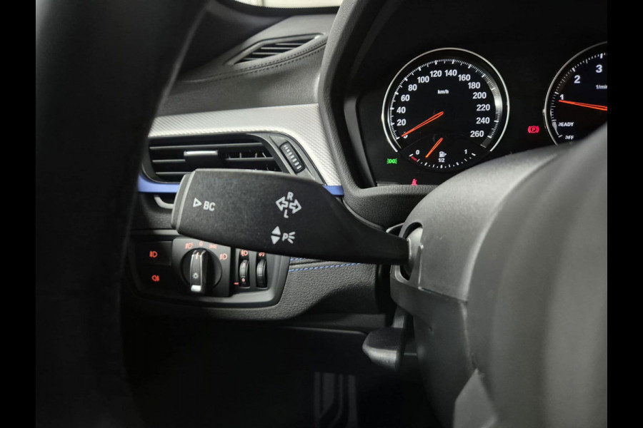 BMW X1 XDrive20i High Executive | Clima | Navi | Pano | Cruise | Camera | Stoelverwarming |