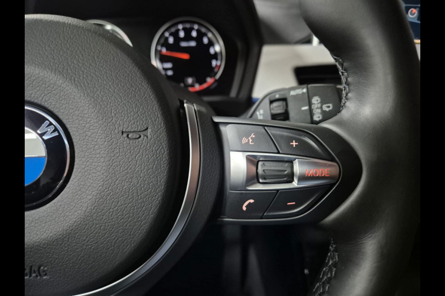 BMW X1 XDrive20i High Executive | Clima | Navi | Pano | Cruise | Camera | Stoelverwarming |